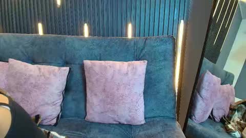 Brunette online show from January 9, 2026, 1:14 pm