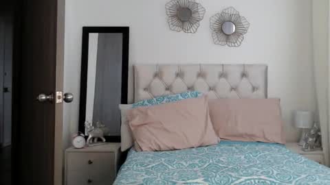 Snapshot of brunette_sex718203 chatting on February 10, 2025, 5:41 pm Violetta online show from February 10, 2025, 5:41 pm