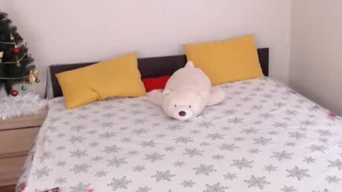 Snapshot of brunettgirl_ chatting on December 22, 2025, 7:49 am Ellis online show from December 22, 2025, 7:49 am