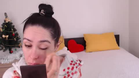 Snapshot of brunettgirl_ chatting on January 13, 2026, 7:24 am Ellis online show from January 13, 2026, 7:24 am