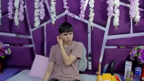 Snapshot of bruno_cruz chatting on February 15, 2026, 2:30 am Bruno Cruz online show from February 15, 2026, 2:30 am