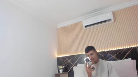 Bruno online show from June 19, 2026, 7:17 pm