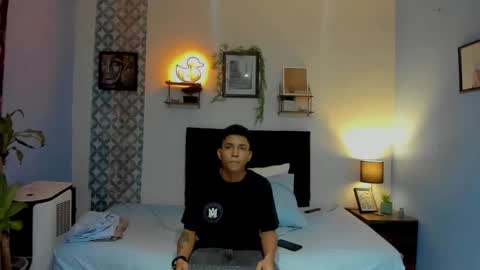 bruno_snow online show from February 9, 2026, 4:38 am