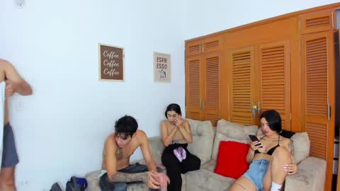 Snapshot of brutal_sex_room2k chatting on April 28, 2026, 1:05 pm brutal_sex_room2k online show from April 28, 2026, 1:05 pm