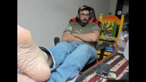 Snapshot of brutalmaster1983 chatting on January 7, 2025, 4:39 am BRUTALMASTER1983 online show from January 7, 2025, 4:39 am