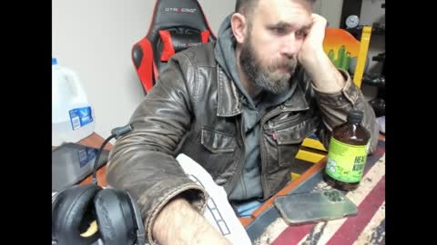 Snapshot of brutalmaster1983 chatting on January 14, 2025, 4:47 am BRUTALMASTER1983 online show from January 14, 2025, 4:47 am