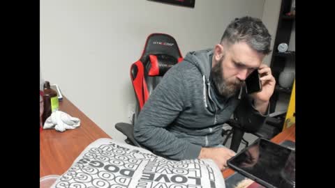 Snapshot of brutalmaster1983 chatting on January 29, 2025, 7:00 pm BRUTALMASTER1983 online show from January 29, 2025, 7:00 pm