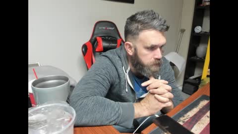 Snapshot of brutalmaster1983 chatting on January 31, 2025, 3:09 am BRUTALMASTER1983 online show from January 31, 2025, 3:09 am