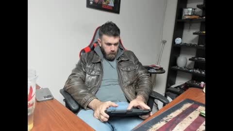 Snapshot of brutalmaster1983 chatting on February 25, 2025, 7:14 pm BRUTALMASTER1983 online show from February 25, 2025, 7:14 pm