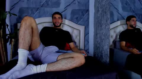 Snapshot of bry_dalton chatting on November 30, 2025, 4:27 am Bry Dalton online show from November 30, 2025, 4:27 am