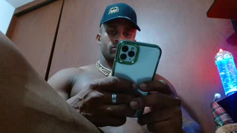 Enjoy the best muscle straws   online show from March 7, 2025, 4:57 am