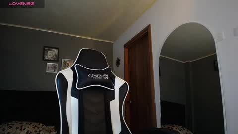 Snapshot of bryan_oficials chatting on December 7, 2024, 3:25 am bryan_oficials online show from December 7, 2024, 3:25 am