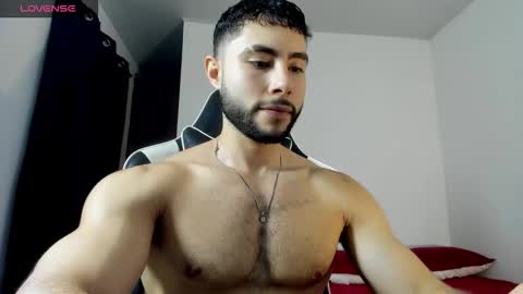 Snapshot of bryan_oficials chatting on December 3, 2025, 2:41 am bryan_oficials online show from December 3, 2025, 2:41 am