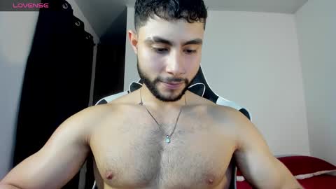 Snapshot of bryan_oficials chatting on December 4, 2025, 4:33 am bryan_oficials online show from December 4, 2025, 4:33 am