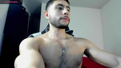 Snapshot of bryan_oficials chatting on December 16, 2025, 6:51 am bryan_oficials online show from December 16, 2025, 6:51 am