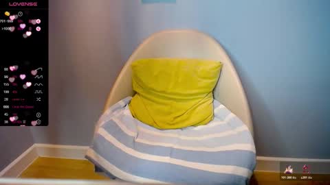 Snapshot of bubbblegum chatting on November 4, 2025, 7:57 pm Bubblegum online show from November 4, 2025, 7:57 pm