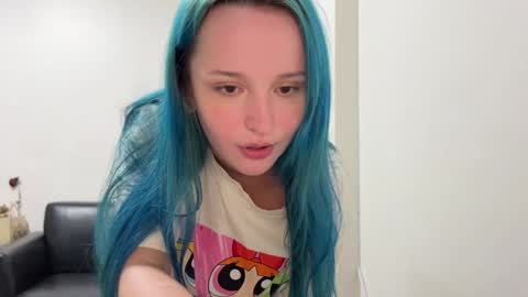 bubble_b00 online show from January 1, 2025, 12:55 pm