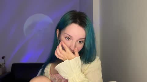 bubble_b00 online show from January 3, 2025, 12:52 pm