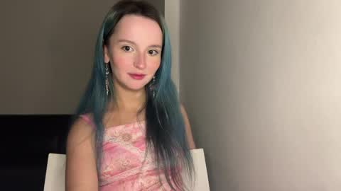 bubble_b00 online show from March 3, 2025, 1:09 pm