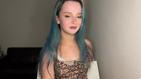 bubble_b00 online show from March 4, 2025, 2:32 pm