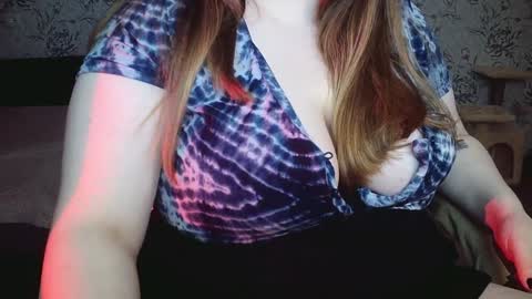 Snapshot of bubble_bambam chatting on February 7, 2025, 8:53 pm Nancy 3 online show from February 7, 2025, 8:53 pm