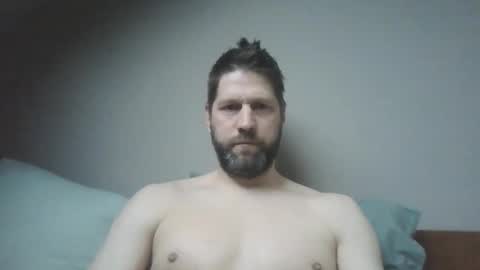 bubblebee1982 online show from March 10, 2026, 6:29 am