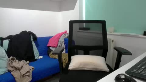 Snapshot of bubblebumdave chatting on February 6, 2026, 3:04 pm Bubblebum online show from February 6, 2026, 3:04 pm