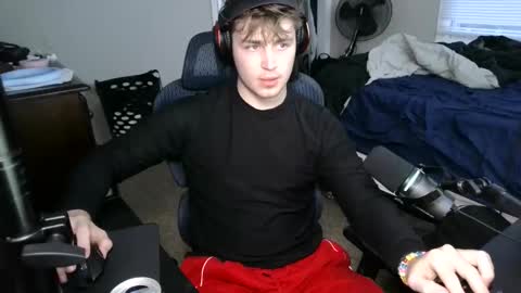 BubblebuttBdn online show from October 28, 2025, 11:07 pm