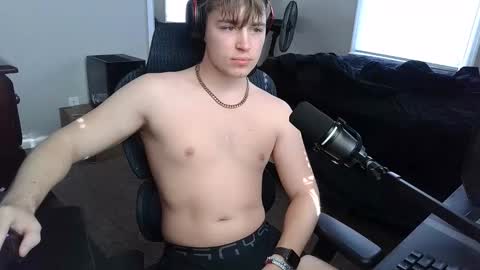 BubblebuttBdn online show from December 5, 2025, 6:59 pm