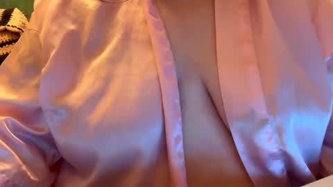 bubblegirl online show from March 16, 2026, 9:52 pm