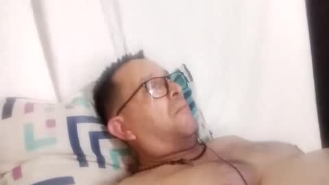 buchs32 online show from October 18, 2025, 5:21 am