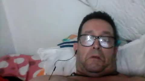 Snapshot of buchs32 chatting on June 12, 2026, 5:28 am buchs32 online show from June 12, 2026, 5:28 am