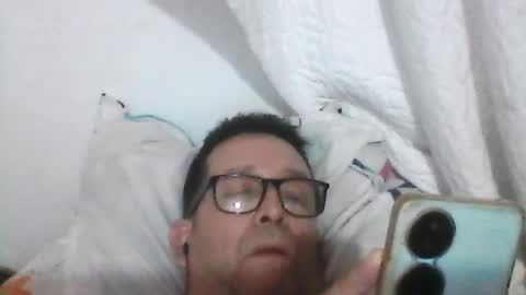 Snapshot of buchs32 chatting on June 15, 2026, 3:42 am buchs32 online show from June 15, 2026, 3:42 am
