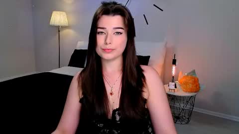 Ari online show from April 23, 2026, 3:25 pm