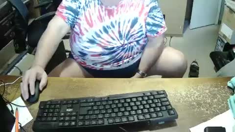 Snapshot of bucku2 chatting on January 17, 2025, 9:17 pm Bucku2 online show from January 17, 2025, 9:17 pm