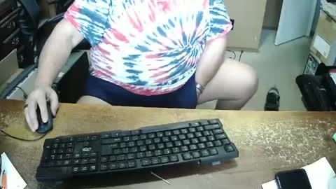 Snapshot of bucku2 chatting on January 24, 2025, 8:32 pm Bucku2 online show from January 24, 2025, 8:32 pm