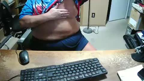 Snapshot of bucku2 chatting on September 16, 2025, 11:39 pm Bucku2 online show from September 16, 2025, 11:39 pm