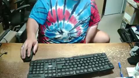 Snapshot of bucku2 chatting on October 1, 2025, 10:05 pm Bucku2 online show from October 1, 2025, 10:05 pm