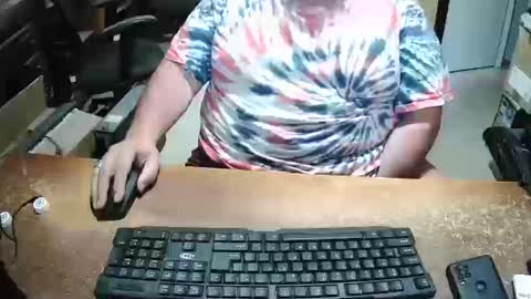 Snapshot of bucku2 chatting on October 14, 2025, 10:10 pm Bucku2 online show from October 14, 2025, 10:10 pm