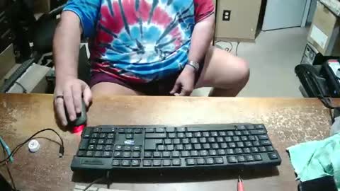 Snapshot of bucku2 chatting on October 26, 2025, 12:55 pm Bucku2 online show from October 26, 2025, 12:55 pm