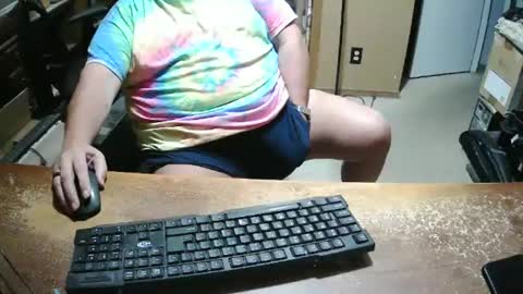 Snapshot of bucku2 chatting on December 16, 2025, 11:10 pm Bucku2 online show from December 16, 2025, 11:10 pm