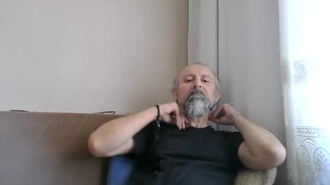 Buck Wessle online show from April 30, 2026, 9:48 am