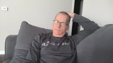 Snapshot of budman004 chatting on November 2, 2025, 3:58 pm budman004 online show from November 2, 2025, 3:58 pm