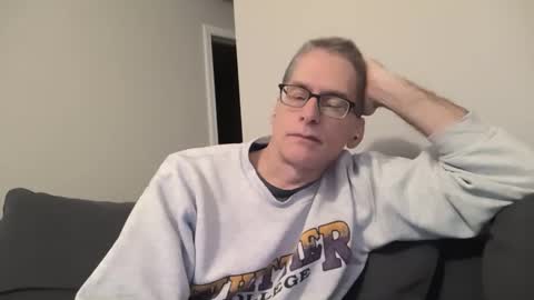 Snapshot of budman004 chatting on November 30, 2025, 1:53 am budman004 online show from November 30, 2025, 1:53 am