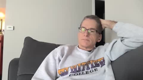 Snapshot of budman004 chatting on November 30, 2025, 6:12 pm budman004 online show from November 30, 2025, 6:12 pm