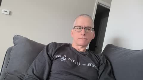 Snapshot of budman004 chatting on February 17, 2026, 4:24 pm budman004 online show from February 17, 2026, 4:24 pm