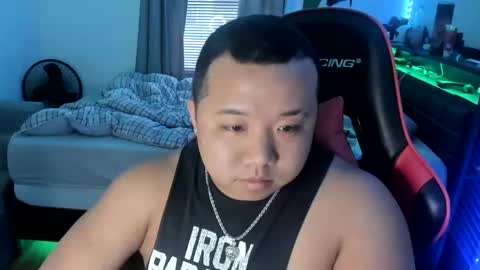 Snapshot of buffsexyman24 chatting on March 1, 2025, 9:48 pm buffsexyman24 online show from March 1, 2025, 9:48 pm