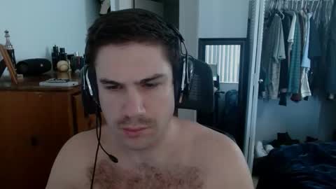 bukkaking online show from December 5, 2025, 5:31 pm
