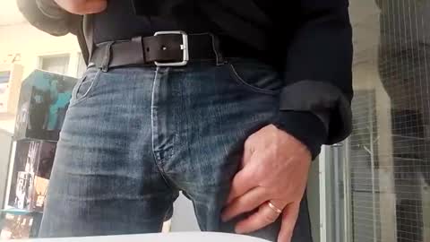 Snapshot of bulkyboners chatting on October 26, 2025, 9:26 am ejaculation for 250 online show from October 26, 2025, 9:26 am