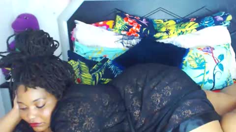 bulkyyass4u online show from February 19, 2026, 7:21 pm